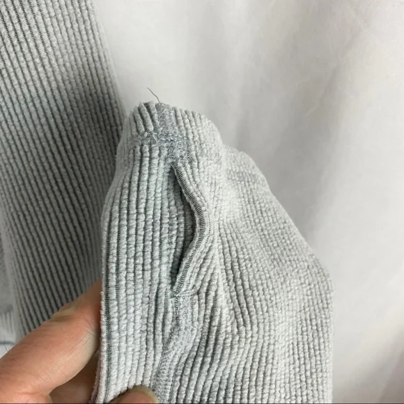 Zella pull over - Picture 2 of 7